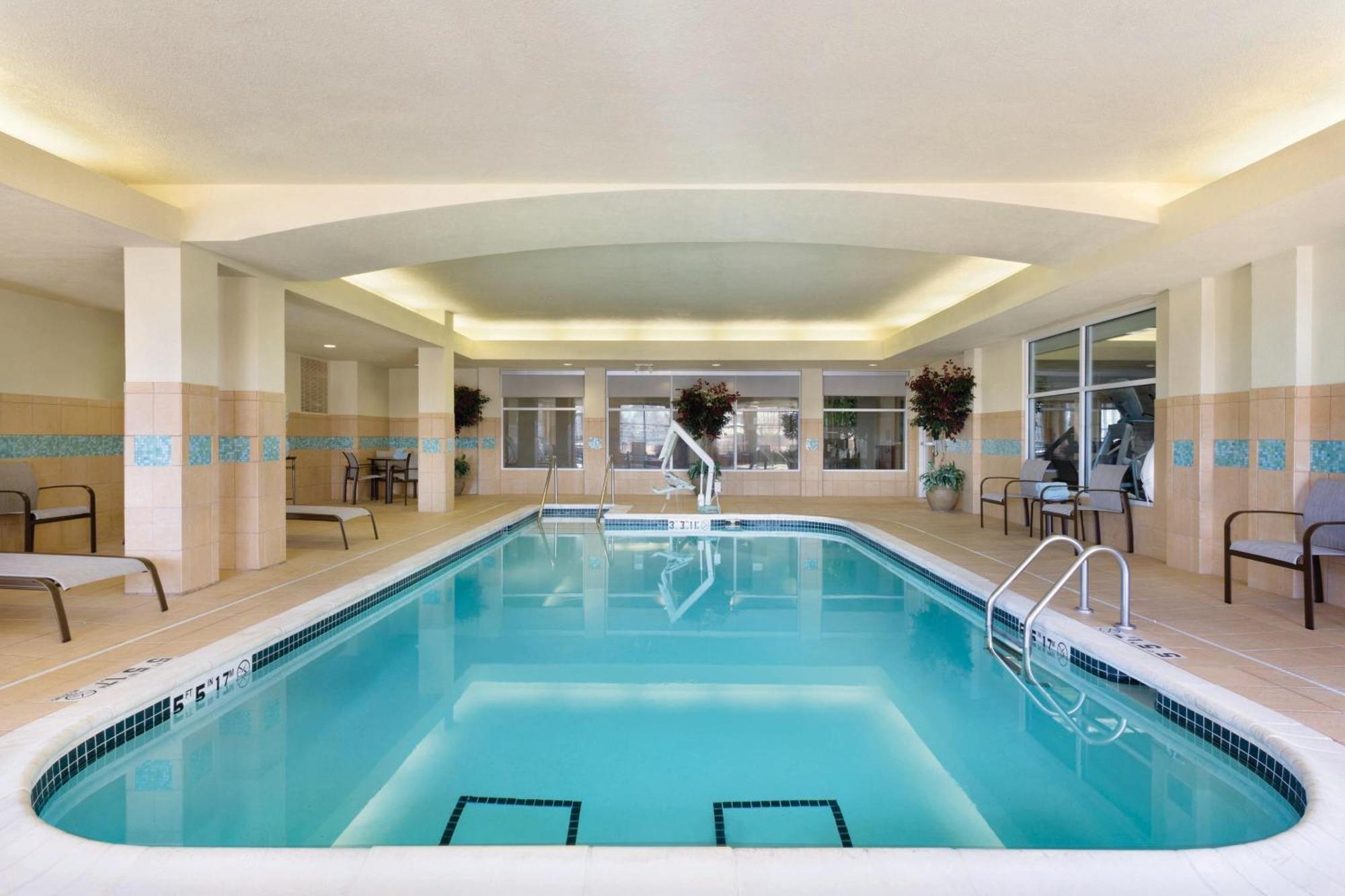 Courtyard By Marriott Fort Smith Downtown Екстер'єр фото