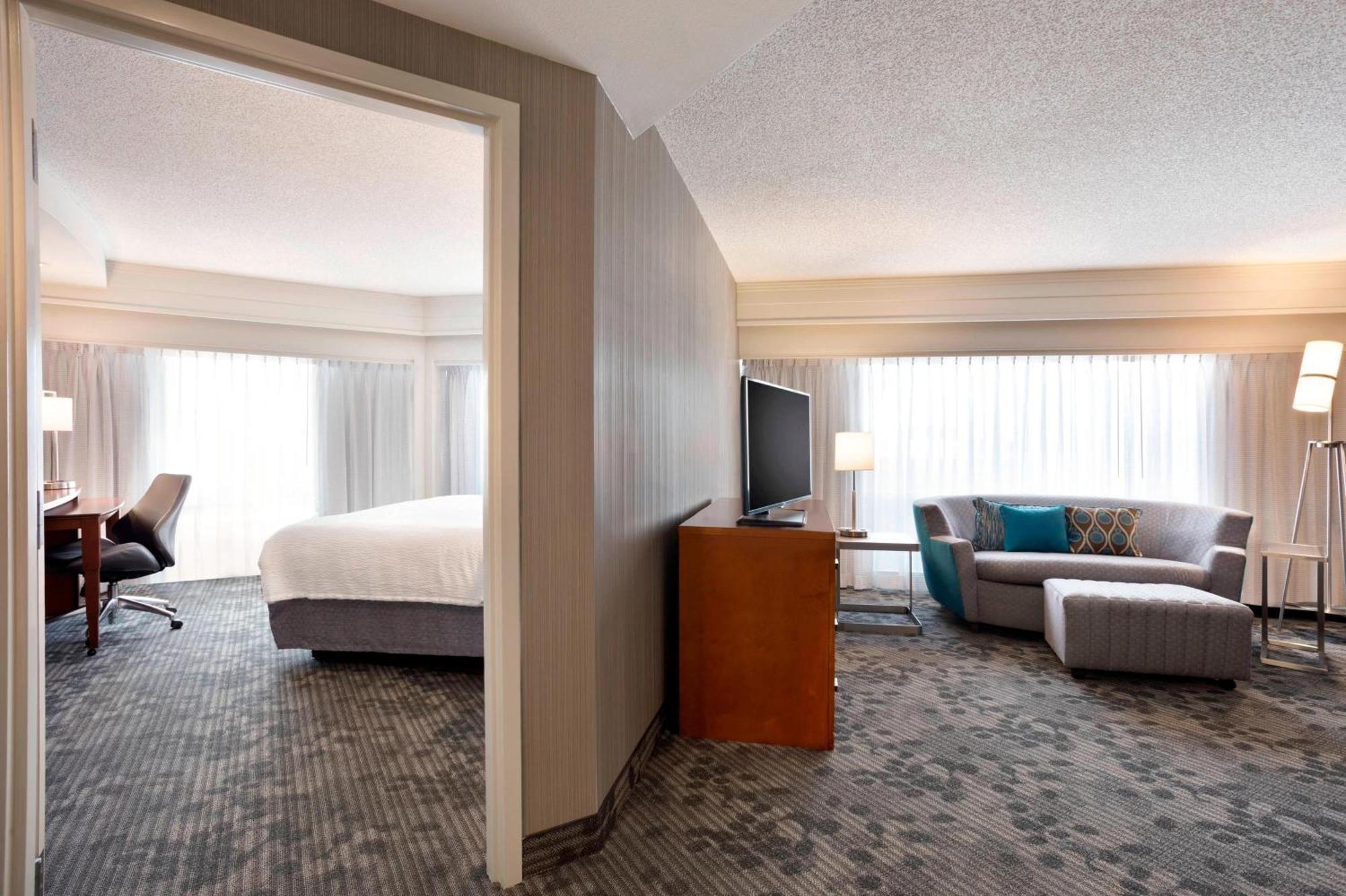 Courtyard By Marriott Fort Smith Downtown Екстер'єр фото