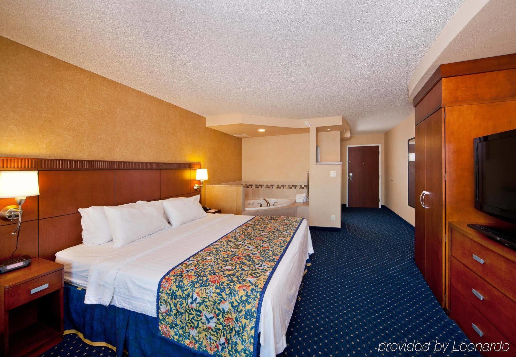 Courtyard By Marriott Fort Smith Downtown Екстер'єр фото